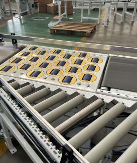 High speed wheel divert